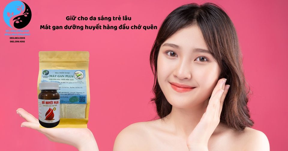 Có thể là hình ảnh về 1 người, thuốc, sản phẩm chăm sóc tóc và văn bản